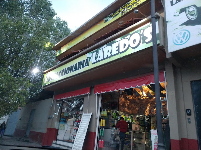 Refaccionaria Laredos