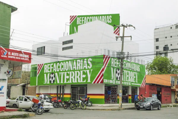 Refaccionaria Monterrey